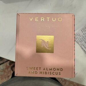 Nespresso limited edition Festive Collection Sweet Almond & Hibiscus sleeve (10)